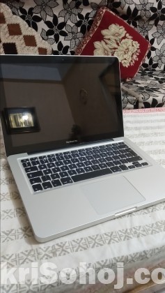 Apple Mac Laptop